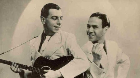 Johnny & Jones Johnny & Jones